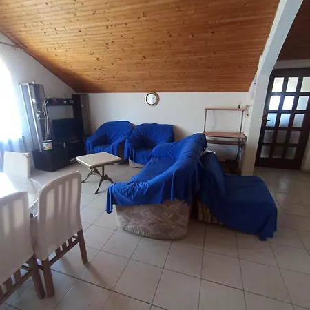 Apartment Holidays Svetin Grebaštica