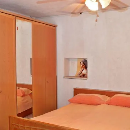 Apartment Holidays Svetin *