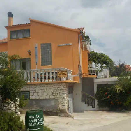 Daire Holidays Svetin Grebaštica