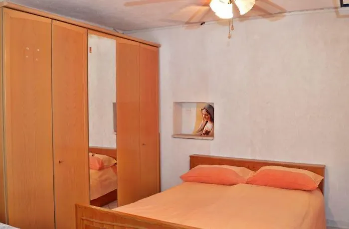 Apartman Holidays Svetin *