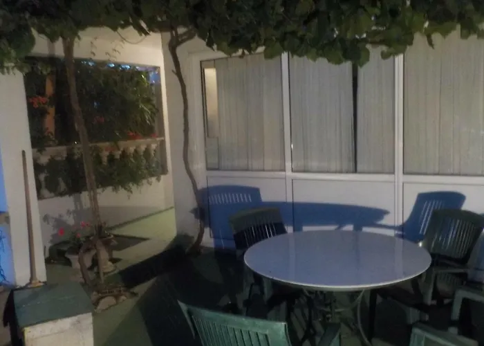 Holidays Svetin Apartman Grebastica